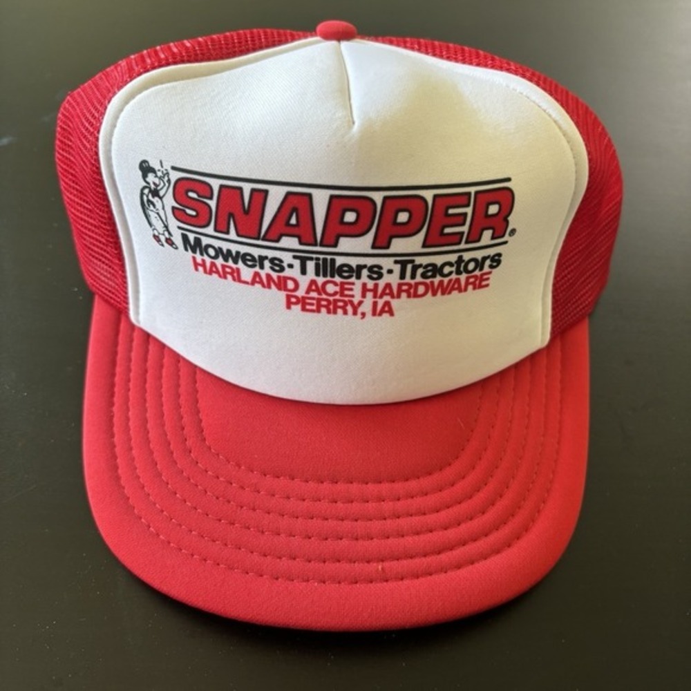Perry IA Snapper Ace Hardware Hat Work Cap SnapBack‎ Mesh Trucker Designer Award
